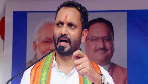 'ഭക്ഷണസ്വാതന്ത്ര്യസമരസേനാനികൾ' ഒന്നുംതന്നെ വിഷയം പന്നിയായതുകൊണ്ട് മിണ്ടുമെന്ന പ്രതീക്ഷയില്ല; തുഷാരാ അജിത്തിനെതിരെ നടന്ന അക്രമം താലിബാൻ കടന്നുവരുന്ന പല വഴികളിൽ ഒന്നു മാത്രമെന്ന് കെ സുരേന്ദ്രന്‍