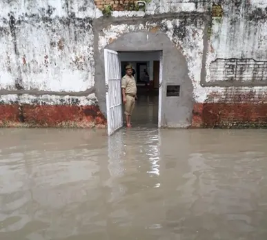 ഇത് ഉത്തർപ്രദേശിലെ ബലിയ ജില്ലാ ജയിലും ആശുപത്രിയും !