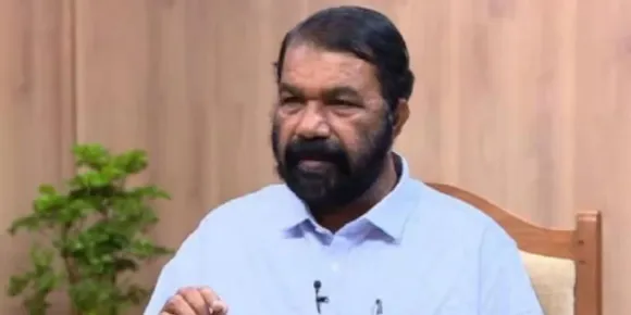 അതിതീവ്ര മഴ ; സംസ്ഥാനത്തെ സ്‌കൂളുകള്‍ക്ക് അവധി നല്‍കുന്ന കാര്യം ജില്ലാ കളക്ടര്‍മാര്‍ക്ക് തീരുമാനിക്കാമെന്ന് മന്ത്രി വി ശിവന്‍കുട്ടി