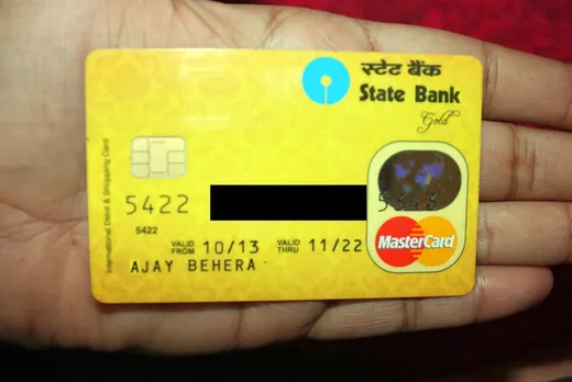 എസ്.ബി.ഐയുടെ പഴയ എ.ടി.എം കാര്‍ഡ് 31 വരെ, ജനുവരി മുതല്‍ ചിപ് കാര്‍ഡ് നിര്‍ബന്ധം