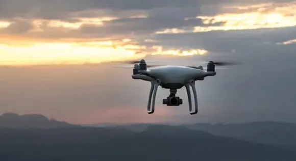 യമന്‍ വിമത സായുധ സംഘമായ ഹൂതികള്‍ സൗദിയിലെ അബഹ വിമാനത്താളത്തിന് നേരെ ഡ്രോണ്‍ ഉപയോഗിച്ച് ആക്രമണം നടത്തി