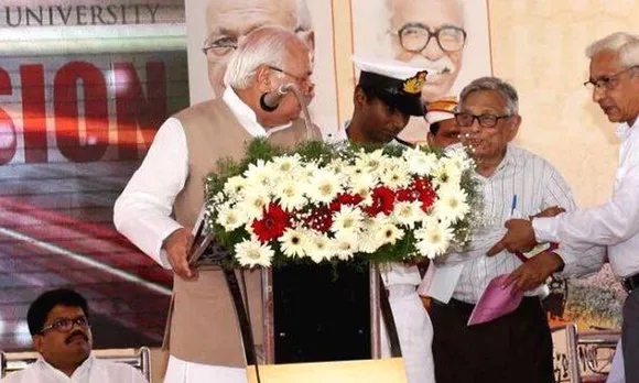 ഗവർണറെ ആക്രമിക്കാൻ ശ്രമിച്ച സംഭവത്തിൽ കെകെ രാഗേഷും വൈസ് ചാൻസലറും ഇർഫാൻ ഹബീബും മാത്രമല്ല കുടുങ്ങുക. കേരളാ പോലീസും കുരുക്കിൽ തന്നെ ! കേരളത്തിൽ കേസെടുത്തില്ലെങ്കിൽ കേന്ദ്രം കേസെടുക്കും. മുഖ്യമന്ത്രിയുടെ പ്രൈവറ്റ് സെക്രട്ടറിയെ അറസ്റ്റു ചെയ്യുന്ന സാഹചര്യം ഉണ്ടായാൽ ? - തിരുമേനി എഴുതുന്നു
