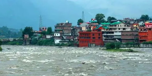 മണാലിയില്‍ കുടുങ്ങിയ മലയാളി ഡോക്ടര്‍മാര്‍ നാളെ നാട്ടിലേക്ക് യാത്ര തിരിക്കും