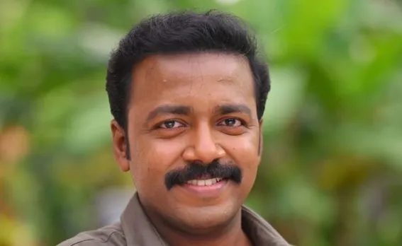 ഡിഗ്രേഡിംഗ് മനസ്സിലാക്കാം, പക്ഷേ സിനിമ ഇറങ്ങുന്നതിനു മുമ്പ് ചെയ്യുന്നതിന്റെ ലോജിക് ആണ് മനസ്സിലാകാത്തത്! കുറിപ്പുമായി വിഷ്ണു ഉണ്ണിക്കൃഷ്ണന്‍