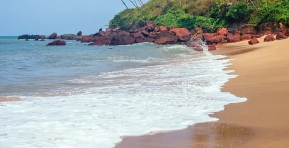 ഗോവയിലെ വിനോദസഞ്ചാര മേഖല വീണ്ടും സജീവമാകുന്നു; മാസ്‌ക് നിര്‍ബന്ധമായി ധരിക്കണമെന്ന് സര്‍ക്കാര്‍