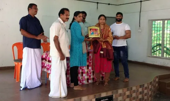 ഇന്ത്യ സ്റ്റാർ ഐക്കൺ അവാർഡിനർഹയായ കലാമണ്ഡലം അമ്പിളിയ്ക്ക് ബിജെപിയുടെ ആദരം
