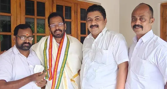 പാലക്കാട് ജില്ലാ കോൺഗ്രസ് കമ്മിറ്റി പ്രസിഡന്റ് ആയി തെരഞ്ഞെടുക്കപ്പെട്ട എ തങ്കപ്പനെ അനുമോദിച്ചു