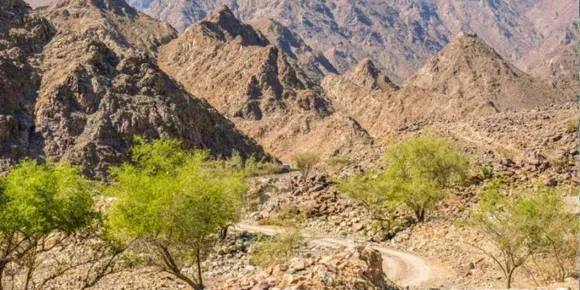 ഫുജൈറയിൽ മല കയറ്റം നിരോധിച്ചു; നിയമം ലംഘിച്ചാൽ 50,000 ദിര്‍ഹം പിഴ