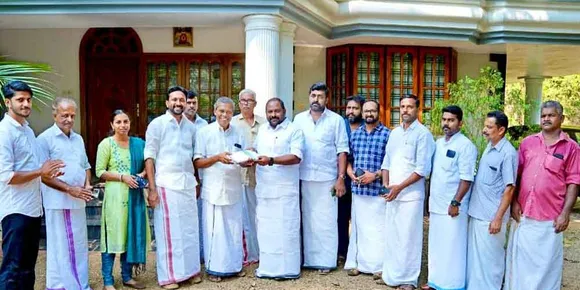 യൂത്ത് കോൺഗ്രസ് രാമപുരം മണ്ഡലം കമ്മിറ്റിയുടെ നേതൃത്വത്തിൽ ഭവന പുനരുദ്ധാരണ പദ്ധതിയുടെ ഭാഗമായി ദോത്തി ചലഞ്ച് നടത്തുന്നു