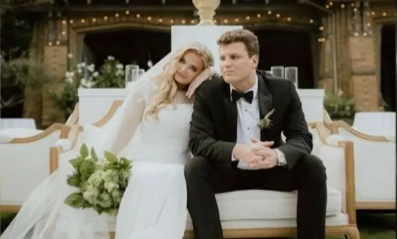 നവദമ്പതിമാരുടെ മോഷണം പോയ വിവാഹ ആല്‍ബം കണ്ടെത്തുന്നവര്‍ക്ക് 1000 ഡോളര്‍ പാരിതോഷികം