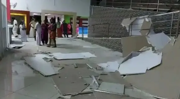 ഉദ്ഘാടനം ചെയ്തത് രണ്ട് മാസം മുമ്പ്; 3 കോടി രൂപ ചെലവില്‍ നിര്‍മ്മിച്ച തലവൂർ ആയുർവേദാശുപത്രി സീലിങ്ങുകള്‍ തകര്‍ന്നു വീണു