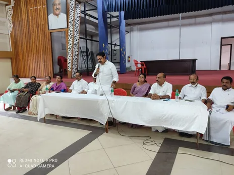 പാലാ നഗരസഭ രണ്ടാം ഘട്ടം ഓൺലൈൻ വ്യാപാര ലൈസൻസ് പുതുക്കൽ മേള ഇന്നുമുതൽ പാലാ ടൗൺ ഹാളിൽ