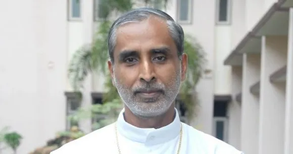 കൊറോണ പ്രകൃതിക്കുണ്ടായ അനാരോഗ്യം ! അതിനെ പ്രതിരോധിക്കാനുള്ള മരുന്നും ദൈവം തന്നെ പ്രകൃതിയിൽ ക്രമീകരിച്ചുവച്ചിട്ടുണ്ട്; മനുഷ്യൻ ഈ മഹാമാരിയെയും തോൽപ്പിക്കും - മാർ ജേക്കബ്ബ് മുരിക്കന്റെ പ്രതികരണം !