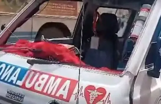 മന്ത്രി വി. ശിവൻകുട്ടിയുടെ പൈലറ്റ് വാഹനം ഇടിച്ച് ആംബുലൻസ് മറിഞ്ഞു; മൂന്നുപേർക്ക് പരിക്ക്
