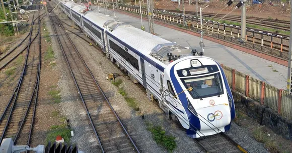 വന്ദേ ഭാരത് ട്രയല്‍ റണ്‍: ട്രെയിന്‍ എറണാകുളത്തെത്തി, എടുത്തത് 3 മണിക്കൂര്‍ 18 മിനിറ്റ്