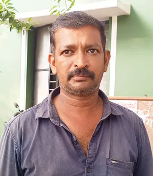 വർക്ക് ഷോപ്പിൽ നിന്ന് മിനി ലോറിയുടെ ഗിയര്‍ ബോക്‌സും എന്‍ജിനും മോഷ്ടിച്ച് ആക്രി കടയിൽ വിൽപ്പന; മൂന്നംഗ സംഘത്തിലെ ഒരാള്‍ പിടിയില്‍, രണ്ടു പേർ ഒളിവിൽ