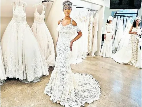 വ്യത്യസ്തമായ ഒരു മത്സരം: ടോയ്‌ലെറ്റ് പേപ്പറിൽ നിർമ്മിച്ച വെഡ്ഡിംഗ് ഡ്രസ്സ് കോംപറ്റീഷന്‍