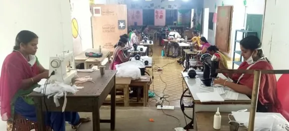 അക്ഷരങ്ങൾക്ക് അവധി നൽകി "ബ്രേക്ക് ദി ചെയിൻ" ക്യാമ്പയിനിന്റെ ഭാഗമായി പാലാ ഇടപ്പാടി ഗവ. എൽ. പി. സ്കൂൾ