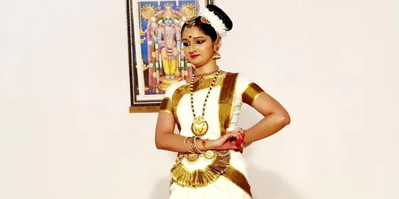 കല്ലേപ്പുള്ളി നെയ്തരംപുള്ളി മഹാക്ഷേത്രത്തിൽ വിഷുദിനത്തിൽ വിഷുകണി ദർശനവും മോഹനയാട്ട കച്ചേരിയും നടത്തി