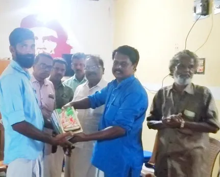പറക്കുളം യുവശക്തി വായനകേന്ദ്രത്തിന് 43 പുസ്തകങ്ങൾ നൽകി