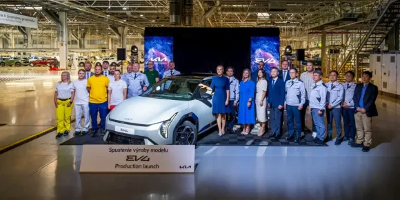 Kia Begins Production of First Made in Europe EV4 Hatchback