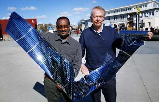 Fullerene-free Polymer solar cells manufactured using low-cost printing technology sets a new world record