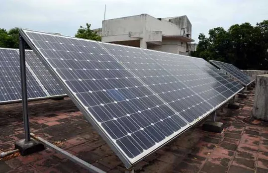 417 Remote Villages of Orissa Solar-Powered: Centre