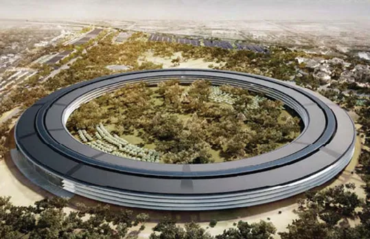 Apple reportedly planning to sell solar power