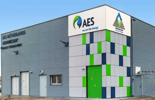 US Firm AES Unveils New Solar Installation Robot