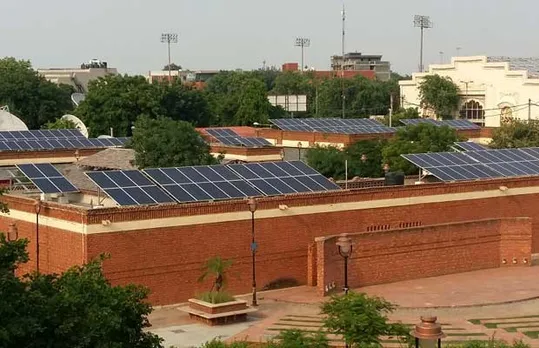 CleanMax Solar Installs Solar Power