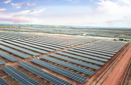 Huawei Supplies Smart String Inverters to ReNew Power’s Largest Utility Solar Project