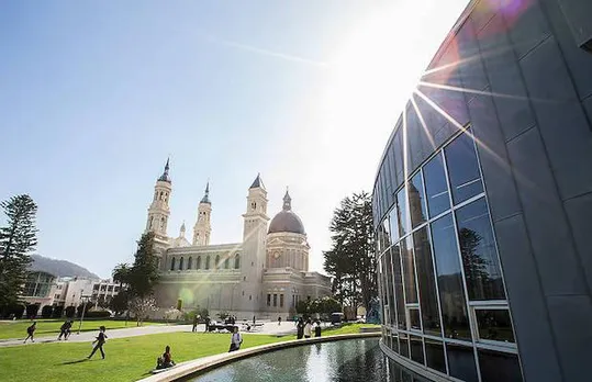Collaborative Solar Facility Powers 5 Leading New England Colleges