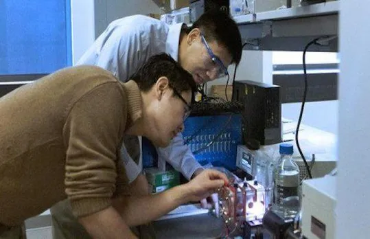 Using Sunlight to Harness Hydrogen From Wastewater
