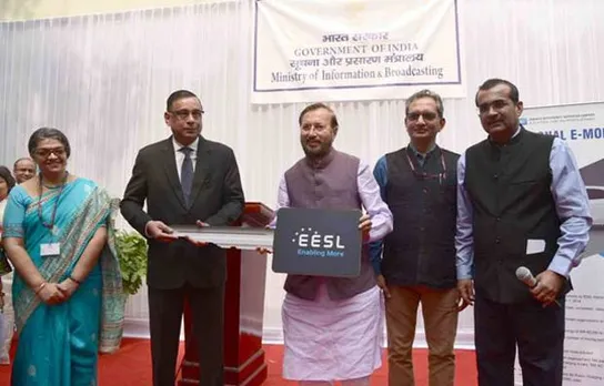 Javadekar Flags off E-Vehicles Procured from EESL