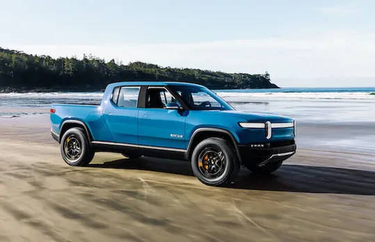 Rivian Rolls Out World's 1st Electric Pickup Truck for Customers