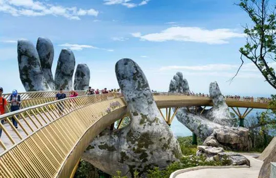 vietnam golden bridge