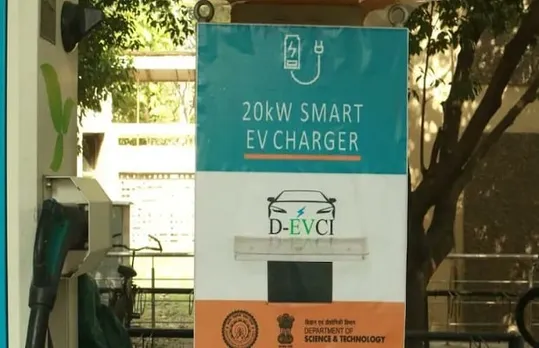IIT Delhi EV Charger, Delhi Government Whatsapp Chatbot