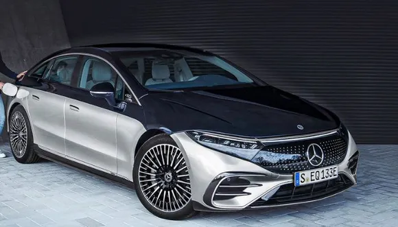 brand-new EQS 580 Mercedes-Benz