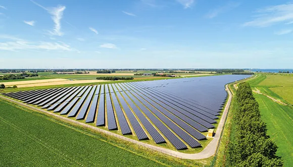 Reliance To Build Green Energy Giga Complex Spread Across 5,000 Acres in Jamnagar