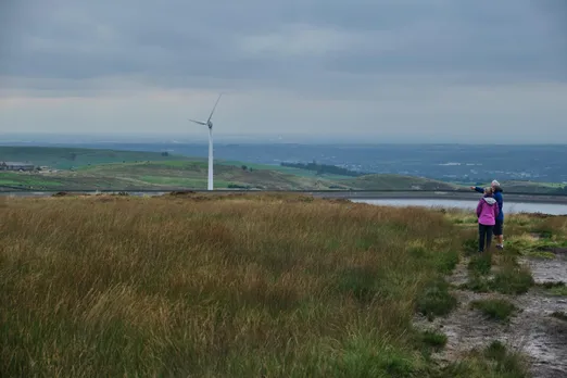 SolarDuck, Green Arrow Capital Join Hands For 540 MW Hybrid Offshore Wind-Solar Farm In Italy
