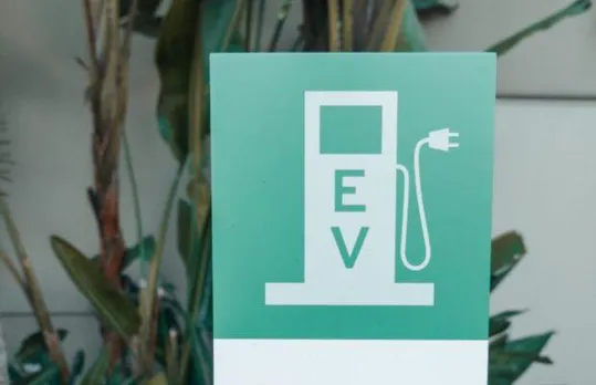 Gov Established 7,432 EV Charging Stations Under FAME II: Minister