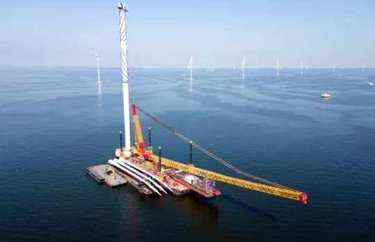 King Charles’ Crown Estate to Invest £400 Million in UK Offshore Wind