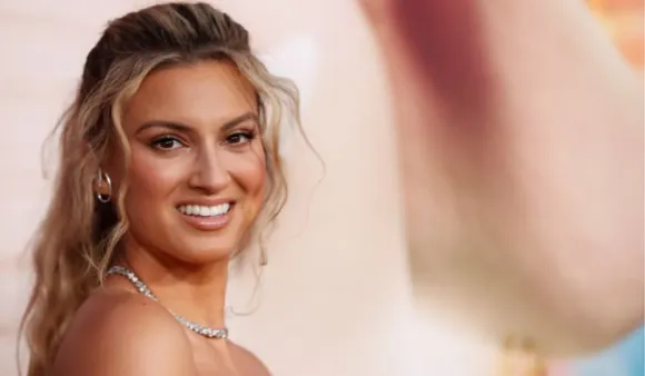 Tori Kelly Hospitalised For Blood Clots