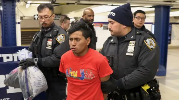 nyc man sets woman on fire in subway