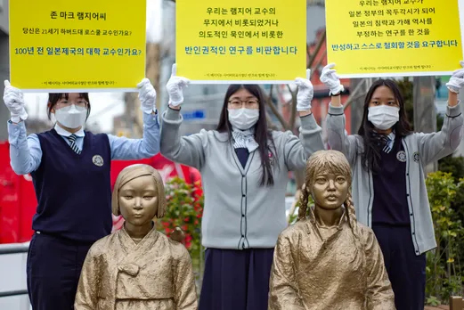 protest for comfort women