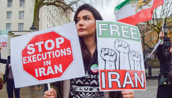 iran woman sentenced to death for adultery