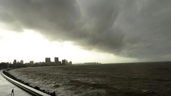 Mumbai Rains in Pictures