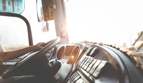 laxmi jadhav first woman to drive best bus, Pune Woman Drove a MInibus