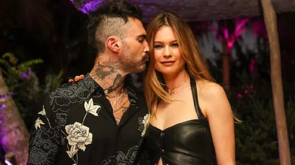 Adam Levine cheating