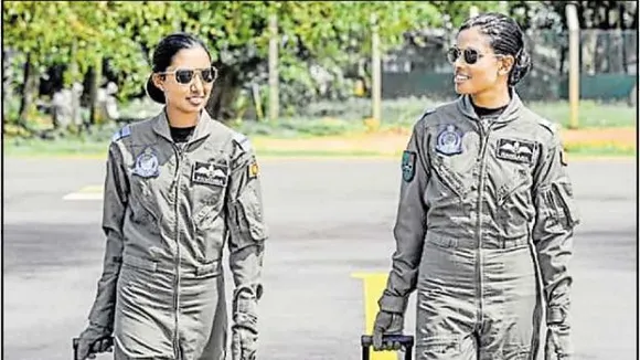 Sri Lanka's First Women Pilots